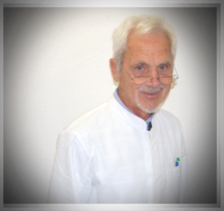 Siegfried Bader, Apotheker